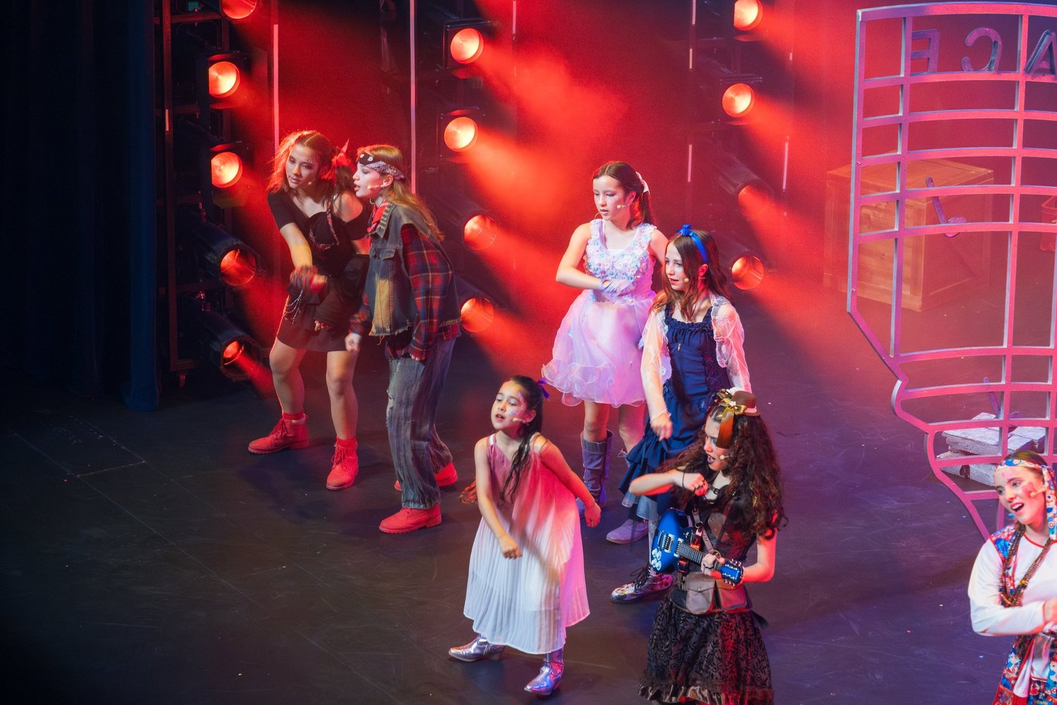 136-WWRY_Show